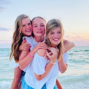 Meet your Posher, Emmy